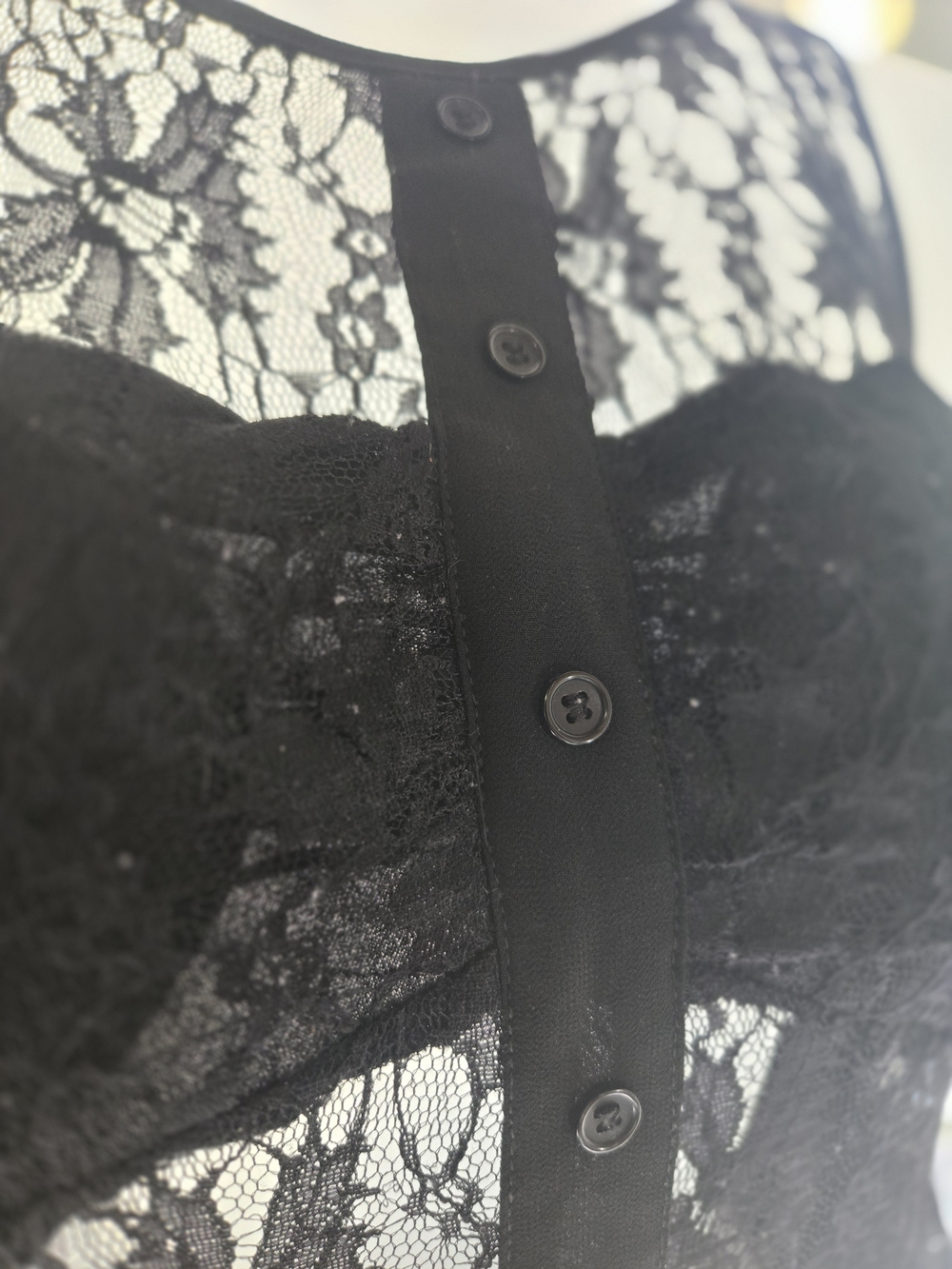 Black Lace Overlay High-Low Dress - Picture 5 of 16